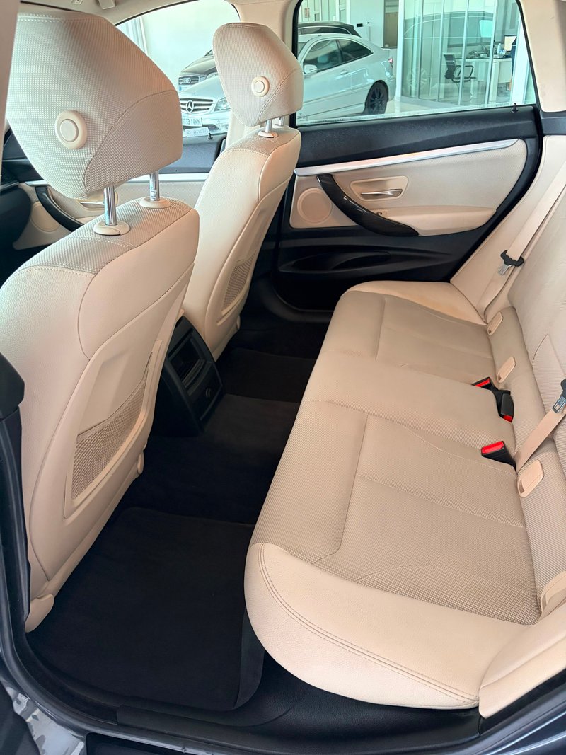 BMW Serie 3 2015, foto 16