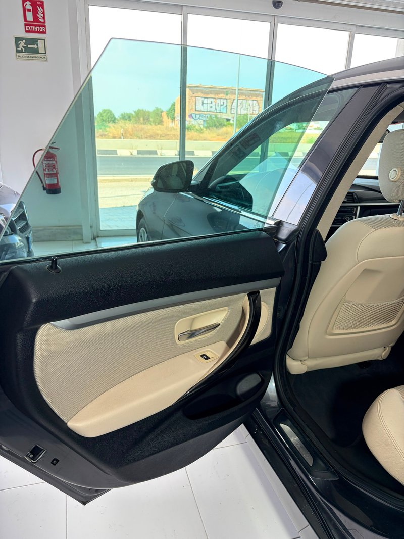 BMW Serie 3 2015, foto 20