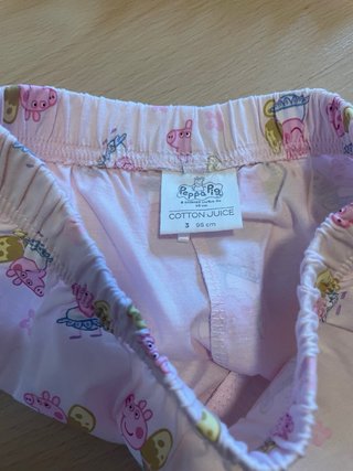 Pijama Peppa Pig 36 meses nuevo + puzzle peppa pig