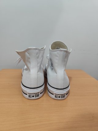 Converse Chuck Taylor Lift Hi Blancas