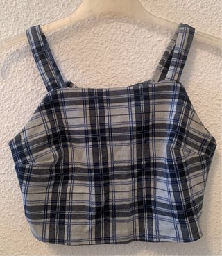 Top de cuadros azul y gris
