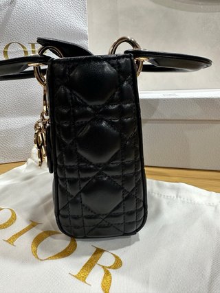 Bolsa Lady Dior Mini Negra