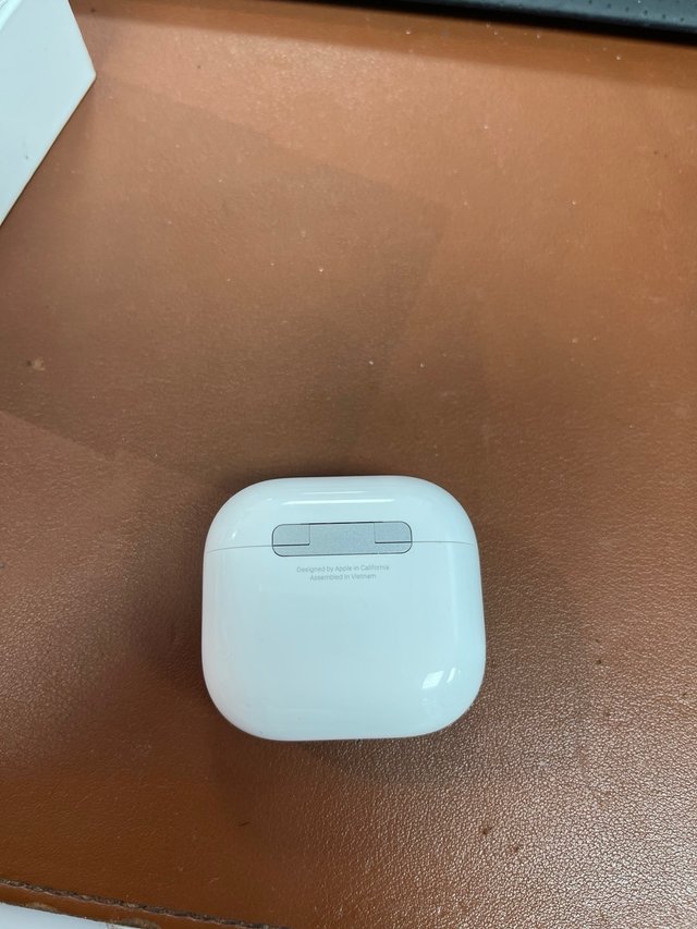 Apple AirPods 4 con Cancelación#2H74TJ