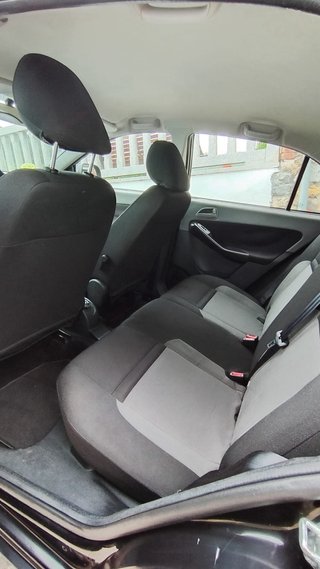Coche Tata Vista