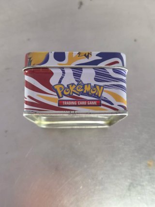 Caja Metálica Pokémon Sun & Moon Team Up