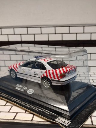 Modellino BMW 528i Police 1:43