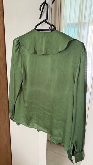 Camisa Zara verde manga larga lazo