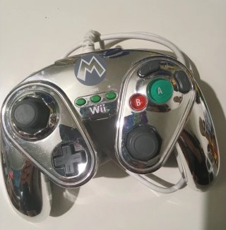 Mando Wii Edición Especial Mario Metalizado