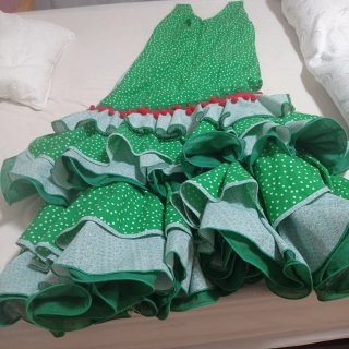 Vestido de flamenca muy cómodo ,gran oprtunida