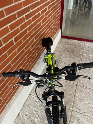 Bicicletas Rockrider Btwin ST500 24”URGE VENTA.