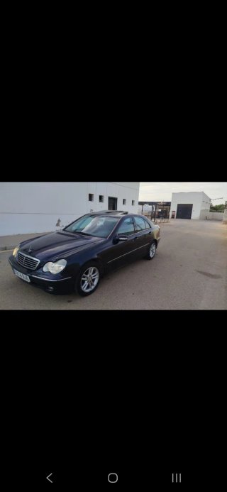 Mercedes-Benz c 270 2004