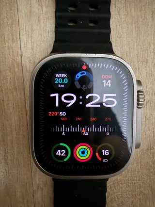 Apple Watch Ultra 2 + caja + correas
