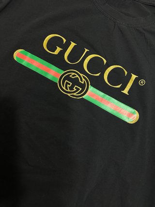 Camiseta Gucci Negra Logo Central Talla XL