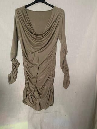 Vestido caqui cuello hondo talla 36