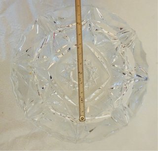 Posacenere in vetro intagliato