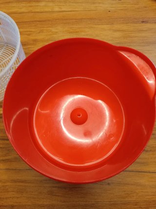 Centrifuga per insalata rossa e bianca