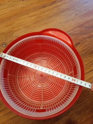 Centrifuga per insalata rossa e bianca
