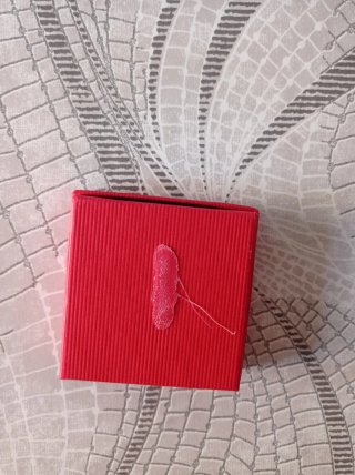 Bracciale perline bianche e cristalli azzurri