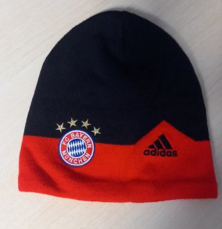 Gorro Adidas FC Bayern Múnich Negro/Rojo