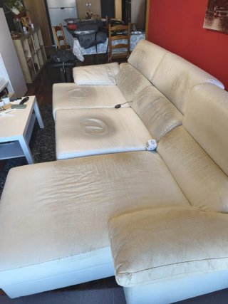 Sofá Chaise Longue blanco polipiel.