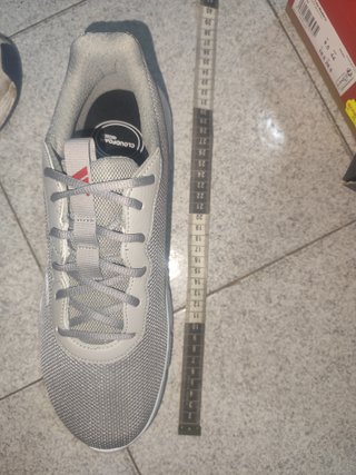 Scarpe Adidas Grigie e Bianche