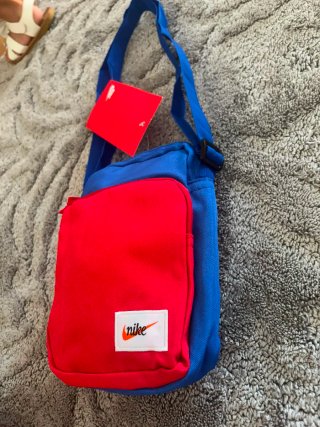 Riñonera Nike Azul y Roja