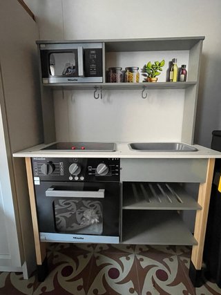 Cocina de juguete de madera