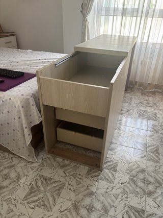 Mesa escritorio extensible madera y morado
