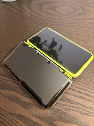 Nintendo 2DS XL