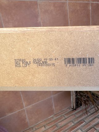 Rodapié de madera