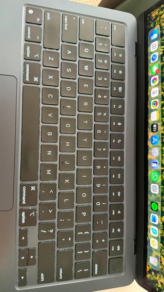 MacBook Air M3 13,6” (2024) 8GB/256GB