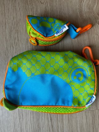 Trunki Maleta Infantil Azul y accesorios