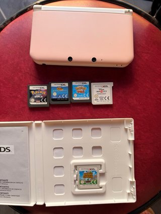 Nintendo 3DS XL Rosa e Bianca + 5 Giochi