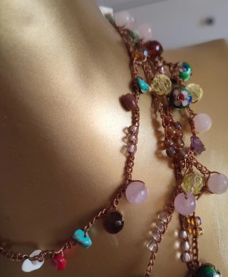 Collar de mil vueltas con cuentas