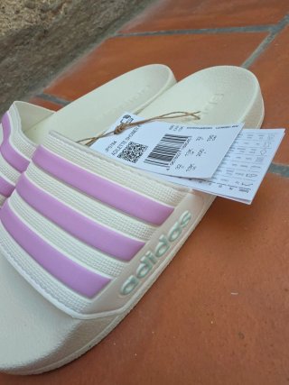 Chanclas Adidas Adilette Niña Talla 32