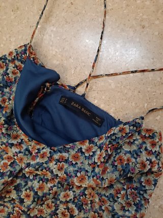 Vestido Zara floral tirantes talla M