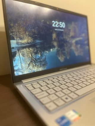 Portátil ASUS Vivobook