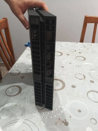 PS4 Slim 2TB Negra