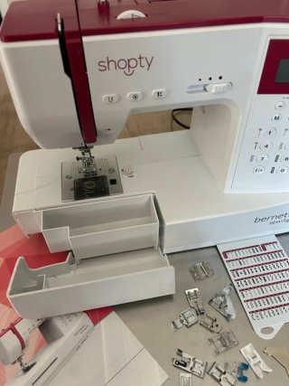 Máquina de coser Bernette sew&go 8
