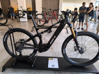 BH ILYNX+ DL TRAIL CARBON 8.8 EBIKE