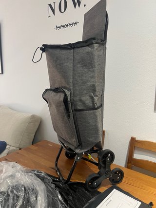 Carro compra para subir escaleras
