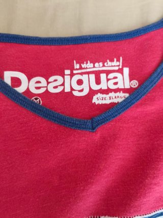 Camiseta Desigual Original XL "La Vida es Chula"