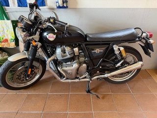 Royal Enfield Interceptor 650 Negra/Plata