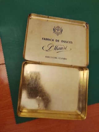 Lata antigua de colección