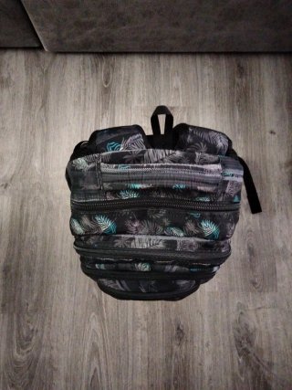 Mochila escolar Coolpack negra estampada