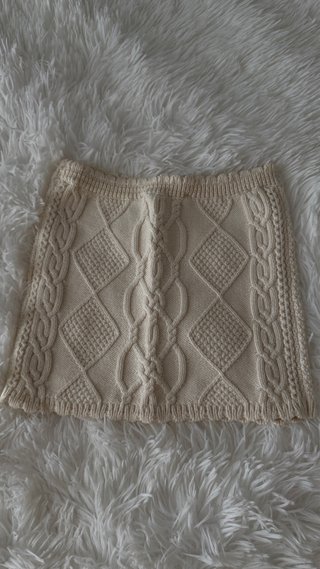 Top de punto Zara beige con flores