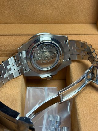 Seiko Mod GMT Bruce Wayne 40mm Plata Negro