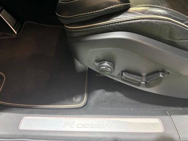 VOLVO XC90 2.0 D5 AWD RDesign C Auto 7 PLAZAS