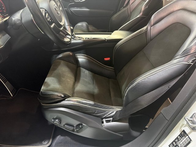 VOLVO XC90 2.0 D5 AWD RDesign C Auto 7 PLAZAS