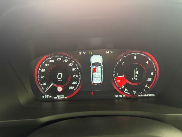 VOLVO XC90 2.0 D5 AWD RDesign C Auto 7 PLAZAS